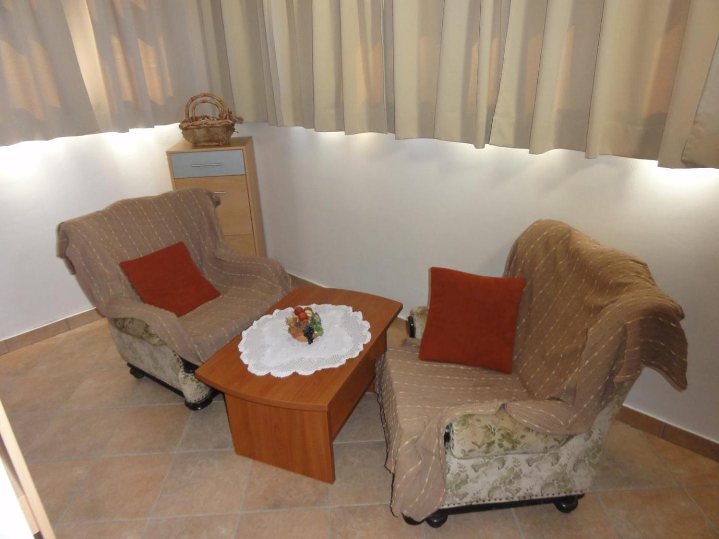 Cozy Apartments And Rooms Pavicini Segotici Exterior photo